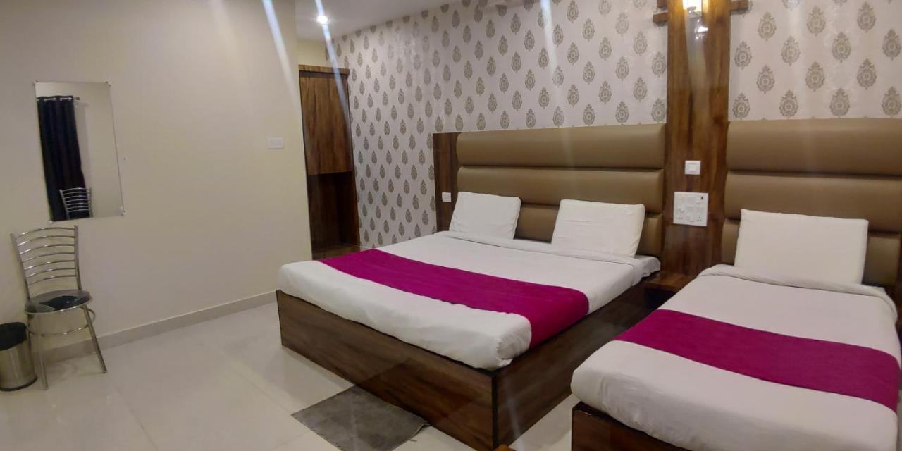 City Hotel Αλλαχαμπάντ Εξωτερικό φωτογραφία