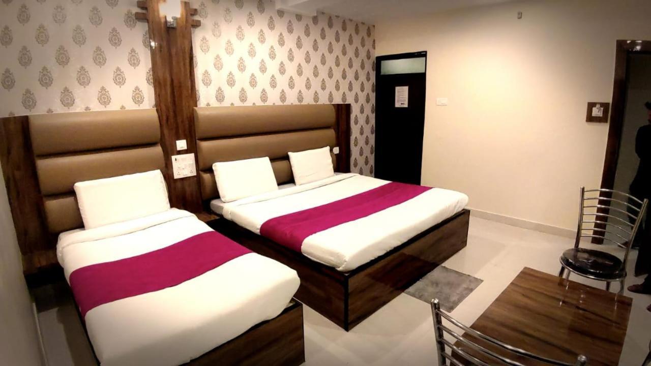 City Hotel Αλλαχαμπάντ Εξωτερικό φωτογραφία