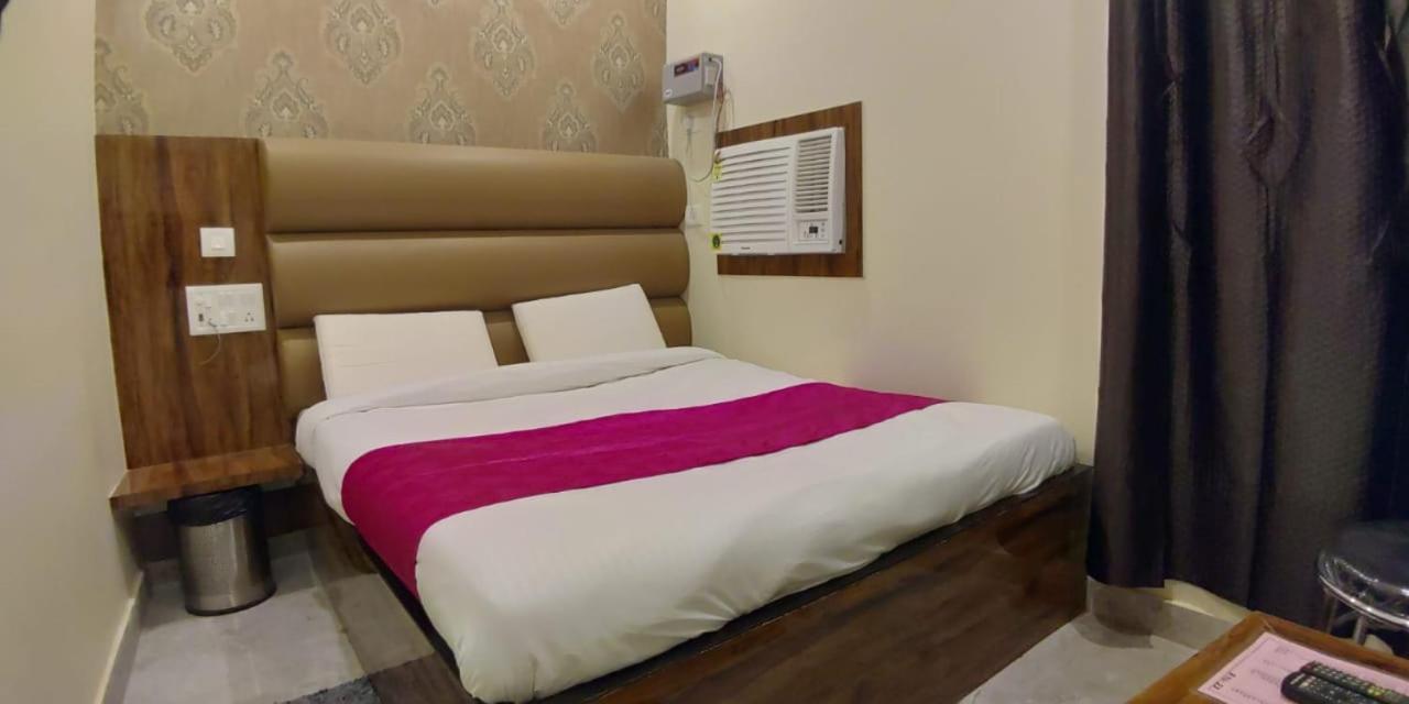 City Hotel Αλλαχαμπάντ Εξωτερικό φωτογραφία