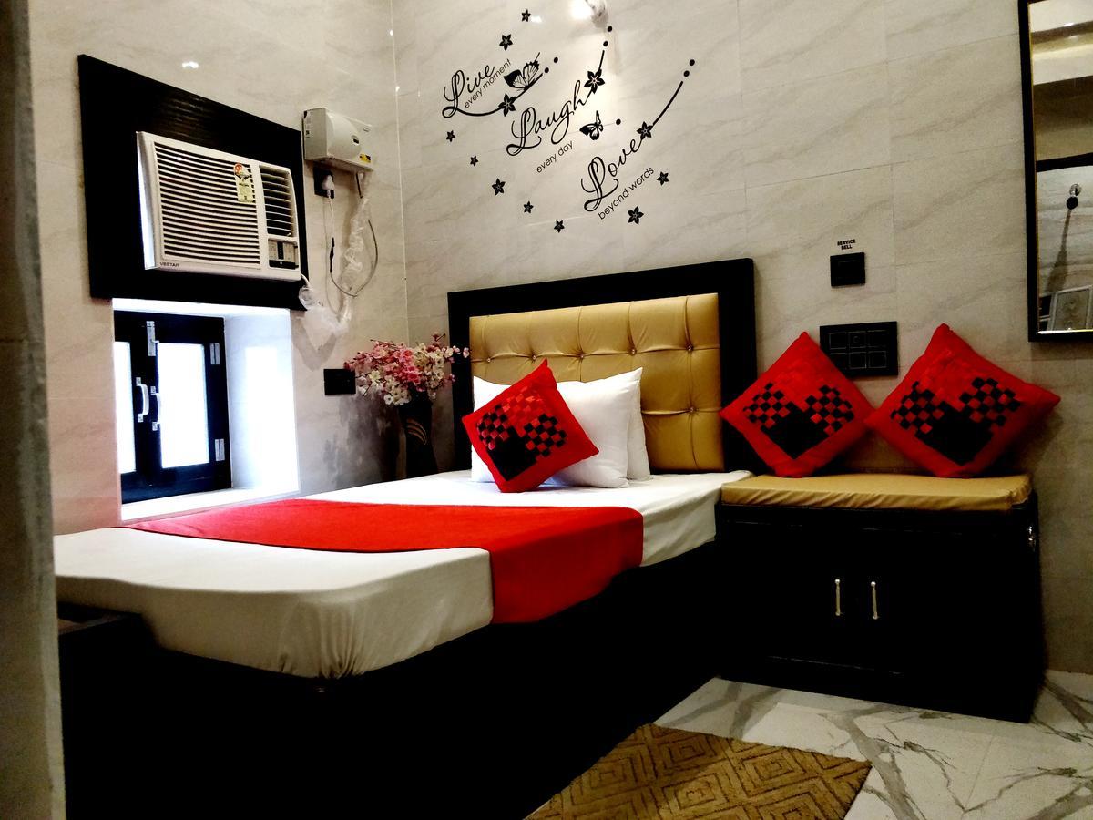 City Hotel Αλλαχαμπάντ Εξωτερικό φωτογραφία