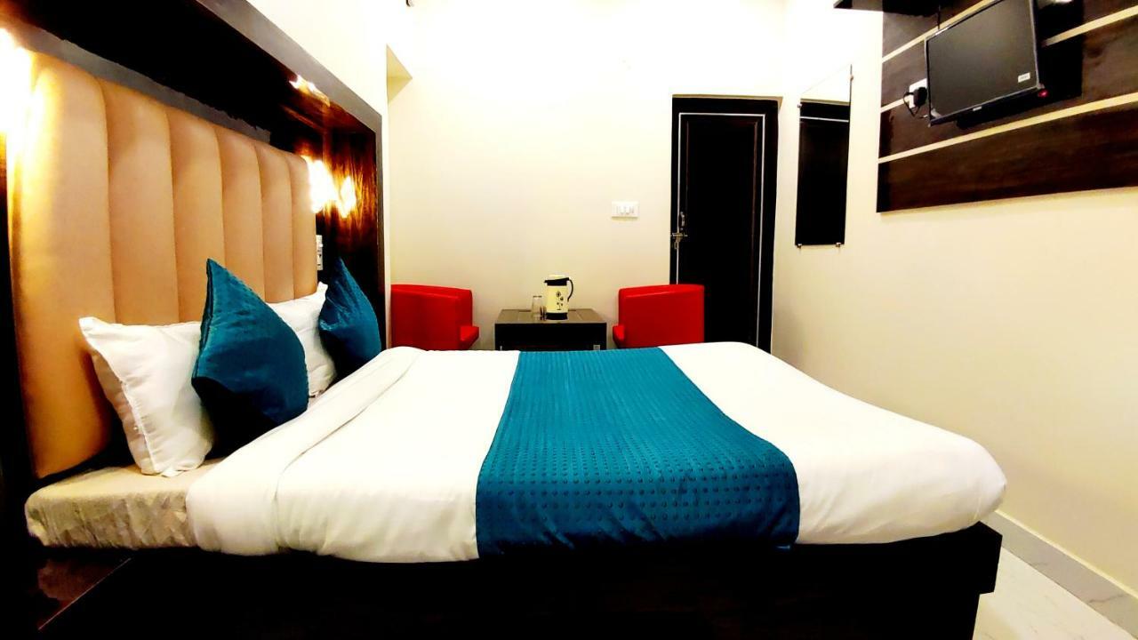 City Hotel Αλλαχαμπάντ Εξωτερικό φωτογραφία