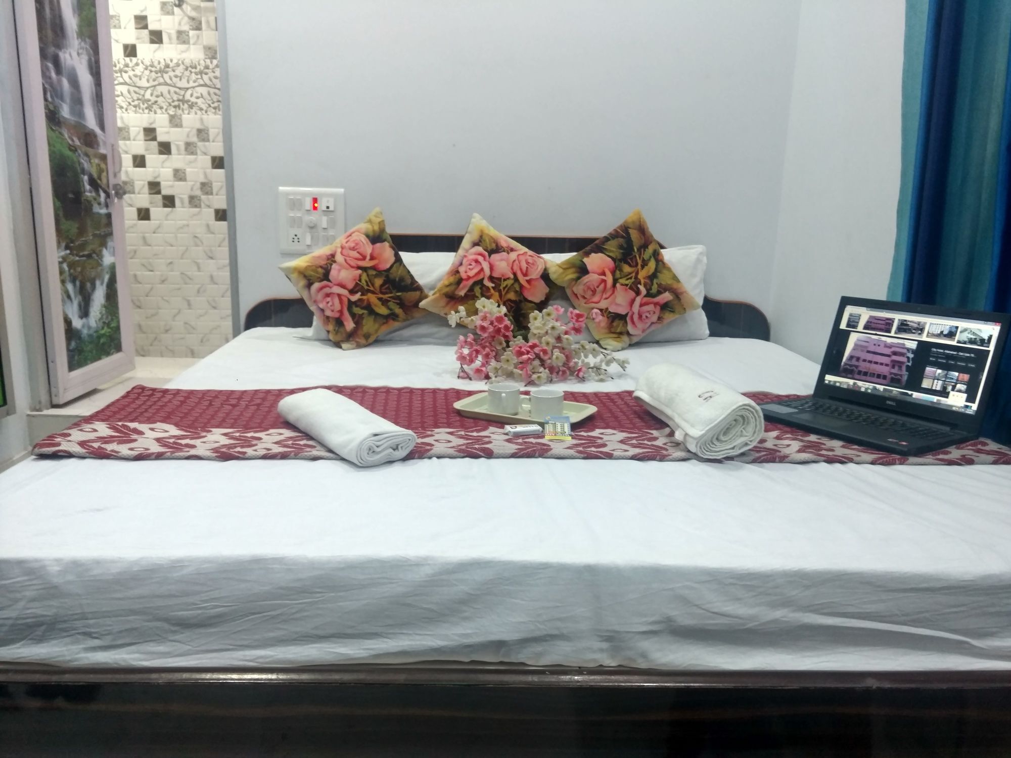 City Hotel Αλλαχαμπάντ Εξωτερικό φωτογραφία