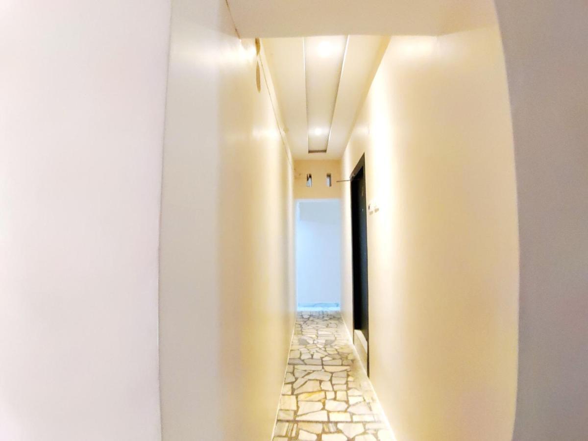 City Hotel Αλλαχαμπάντ Εξωτερικό φωτογραφία